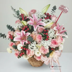 สั่งจอง FV-14 LOVELY HARMONY BLUSH BASKET กระเช้าดอกไม้โทนสีชมพูหวานสุดอลังการ (ดอกลิลลี่และกุหลาบ) จัดใส่ตะกร้าสานพร้อมป้าย Happy Valentine's Day จาก Floralsme บริการส่งด่วนทั่วกรุงเทพฯ นนทบุรี ปทุมธานี สมุทรปราการ รับวาเลนไทน์นี้!