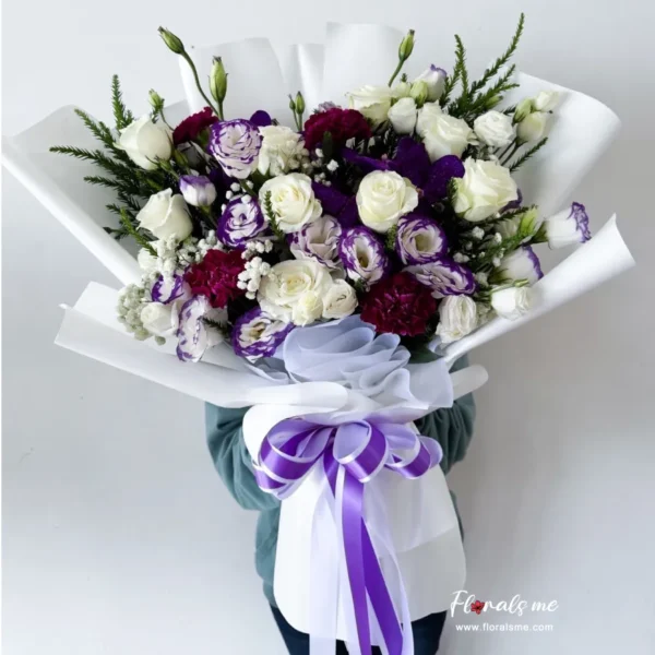 FR-60 Blossom Guy White Romance Valentine Bouquet