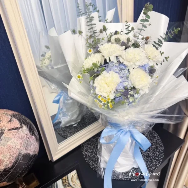 FR-62 Light Blue Valentine Bouquet