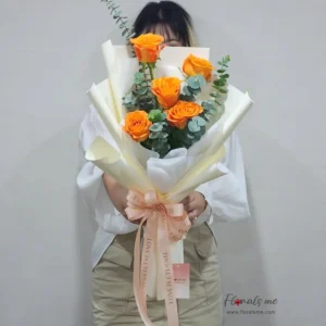 FR-66 5 Orange Roses Valentine Bouquet2