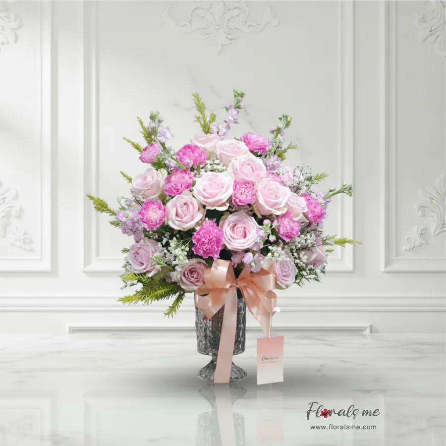 FV-22 PINK BARBIE VASE แจกันกุหลาบชมพูผสมคาร์เนชั่น (Pink Roses & Carnations) จัดทรงพุ่มสวย จาก Floralsme