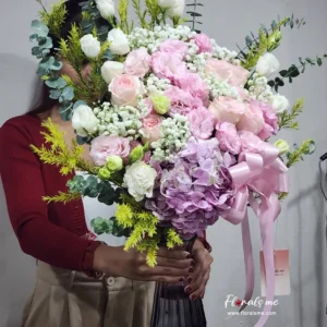 FV-23 SWEET ROMANCE VASE แจกันดอกไม้สีชมพู-ม่วง (กุหลาบ&ไฮเดรนเยีย) จัดทรงพุ่มใหญ่ จาก Floralsme